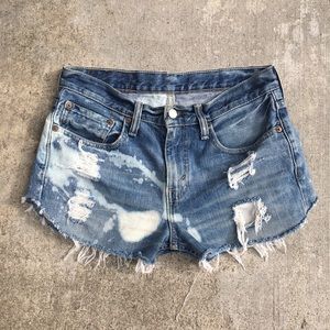 Vintage Levi's Denim Cut Off Shorts sz 28/29
